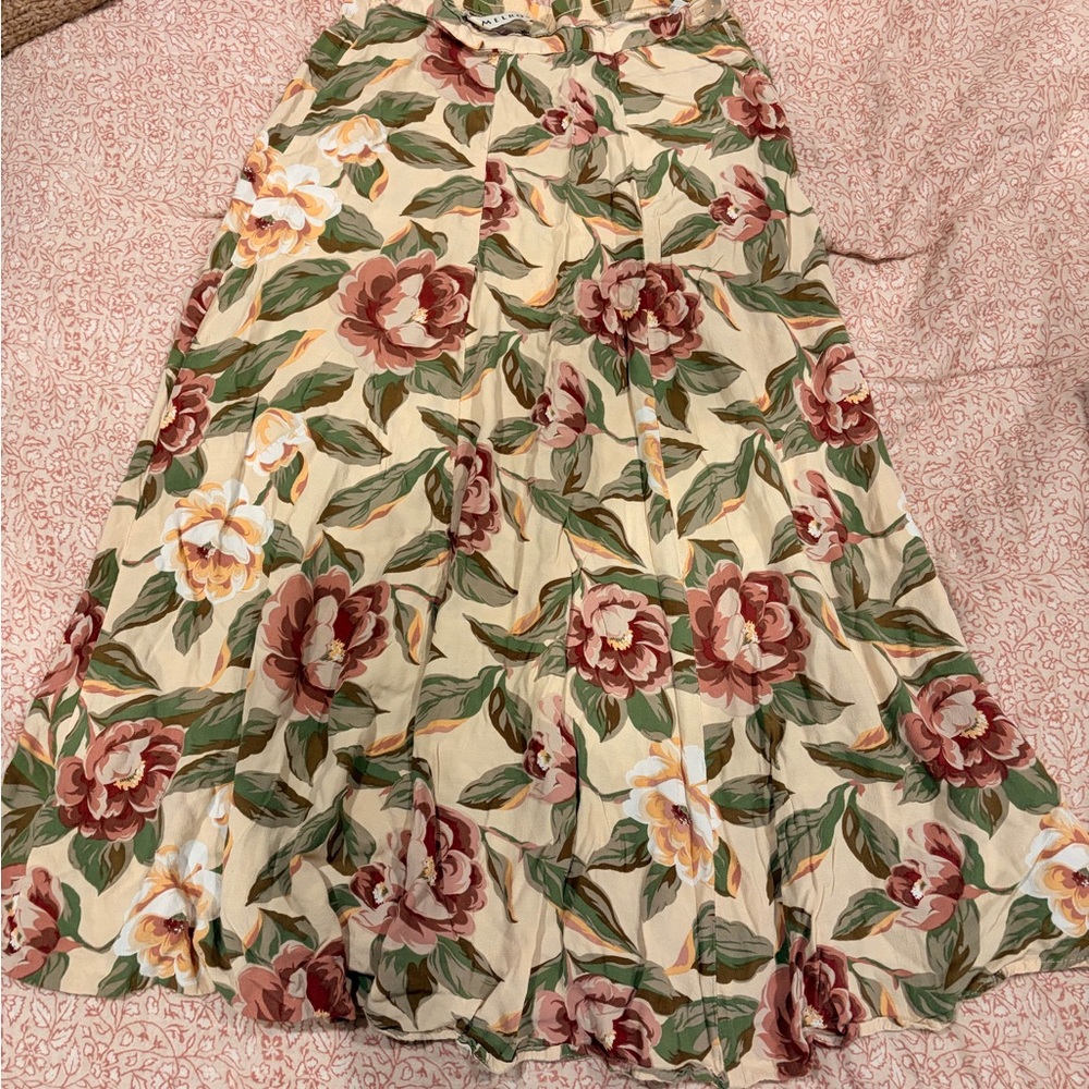 Elegant Floral Maxi Skirt in Cream and Green